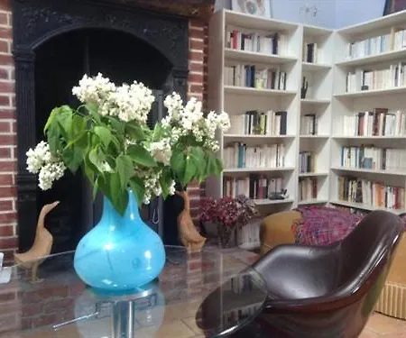 Сasa de vacaciones D Hamicourt *